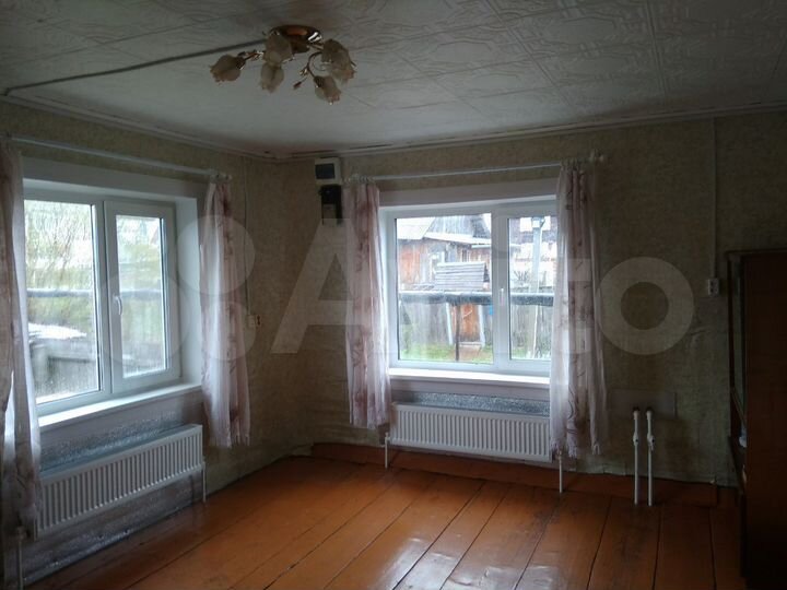 Дом 42 м² на участке 8 сот.