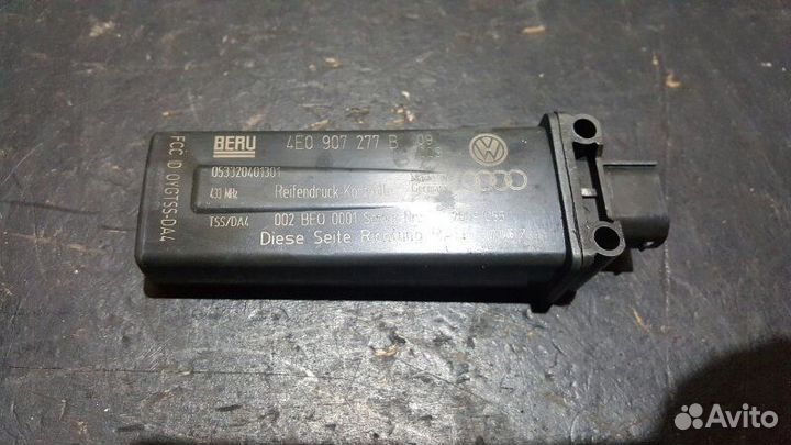 Датчик давления шин Audi S8 D3 BSM 2006