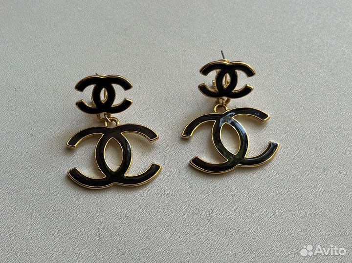 Серьги Chanel
