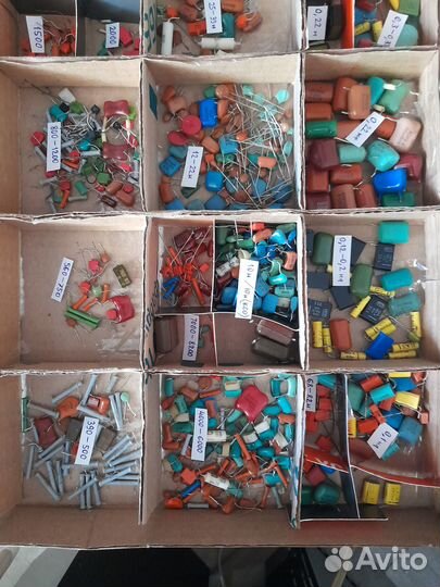 Конденсаторы, резисторы, подстроечники разные