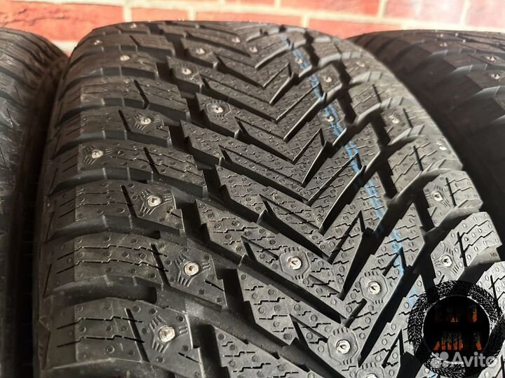 Nokian Tyres Hakkapeliitta 10p SUV 285/45 R22 114T