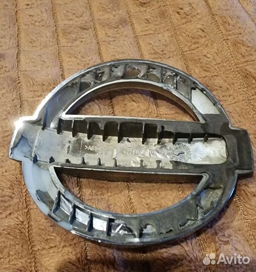 Эмблема nissan qashqai j10