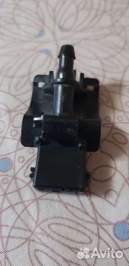 Форсунка амывателя лобового стекла Тойота