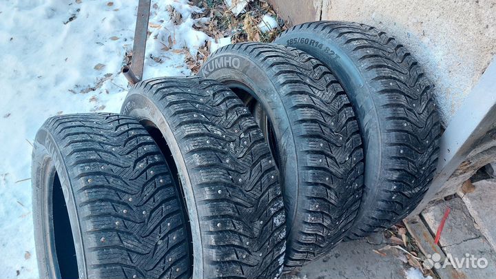 Kumho WinterCraft Ice WI31 185/60 R14 82T