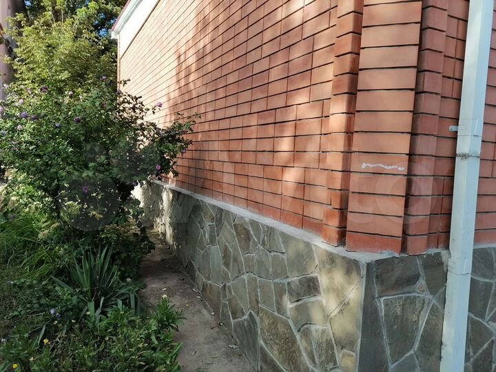 Дом 374 м² на участке 1 сот.