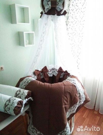 Набор в детскую кроватку бу