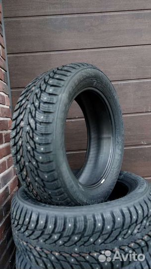 Nokian Tyres Hakkapeliitta 9 215/50 R17 97T