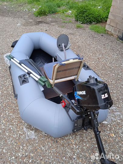 Лодка пвх с мотором 2.6