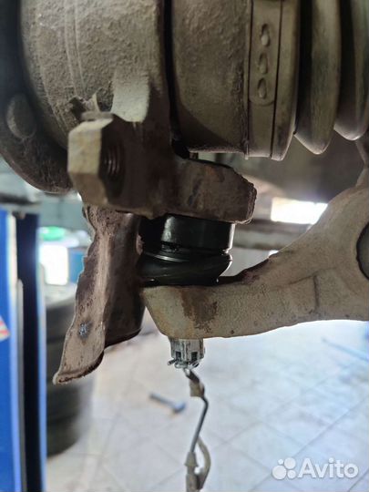 Передние кулаки Accord 7 28 шлицов