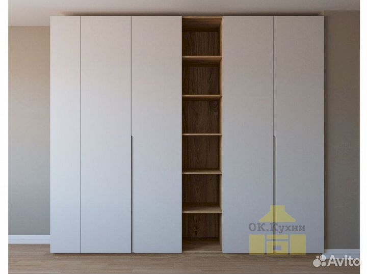 Дверный шкаф