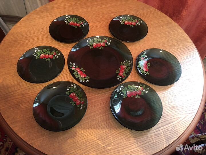 Набор стеклянных блюдичек