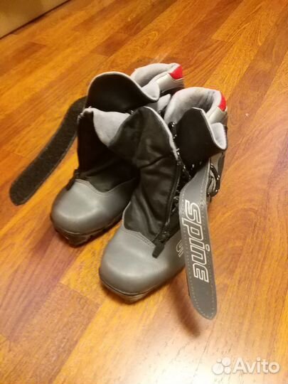 Лыжные ботинки Spine rider