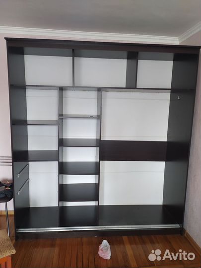 Шифоньер в отличном состоянии бу