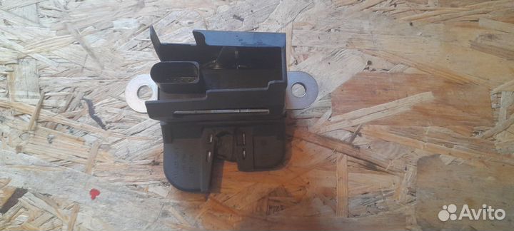 Замок 5 двери volkswagen touran