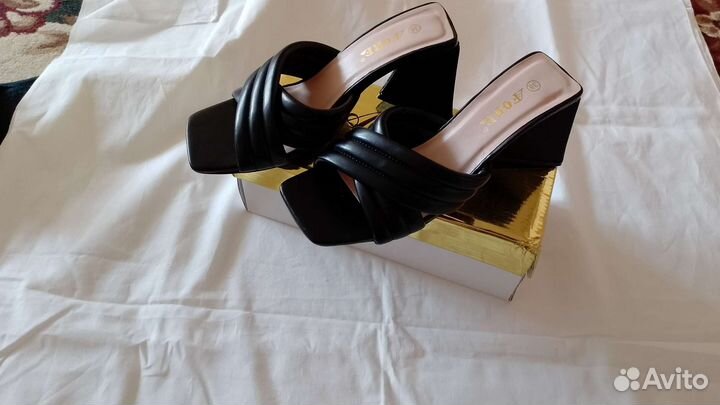 Женская одежда