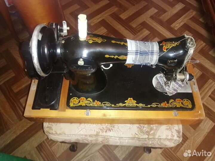 Швейная машинка ручная Подольск 2М