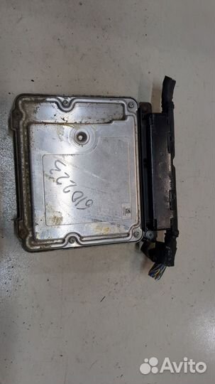 Блок управления двигателем Volkswagen Passat 6, 2010