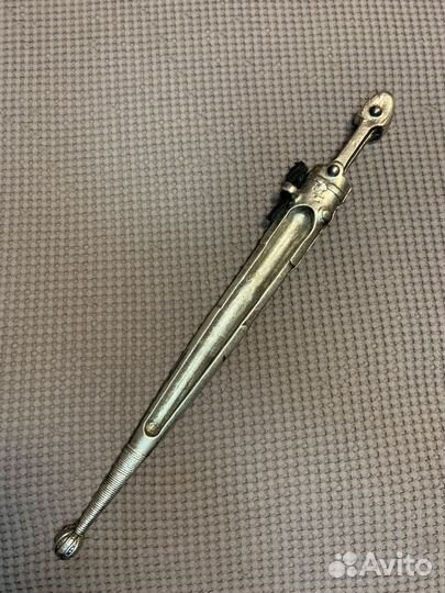 Пустышка для танцев, декор