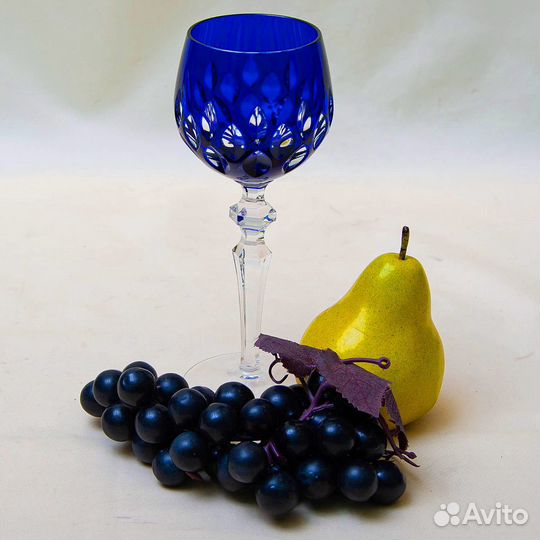 Хрустальный бокал