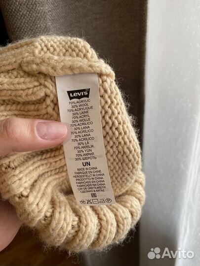 Шапка levis
