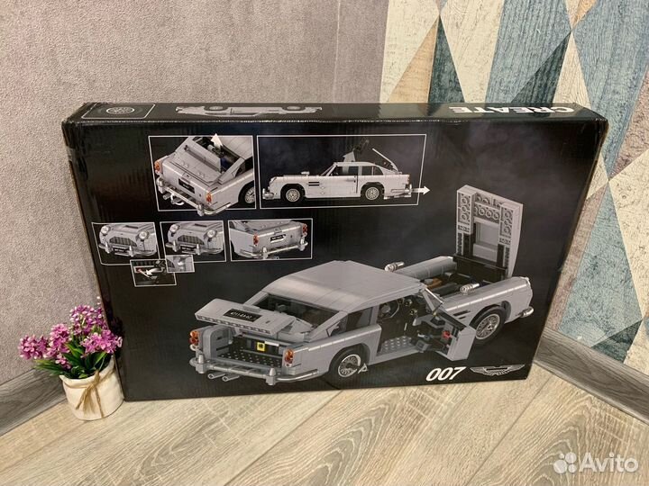 Koнструктоp Technic Aston Martin Джеймс Бонд 007