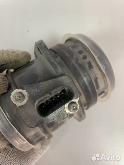 Датчик массового расхода воздуха VW golf VI
