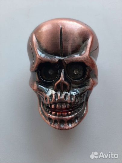 Зажигалка газовая