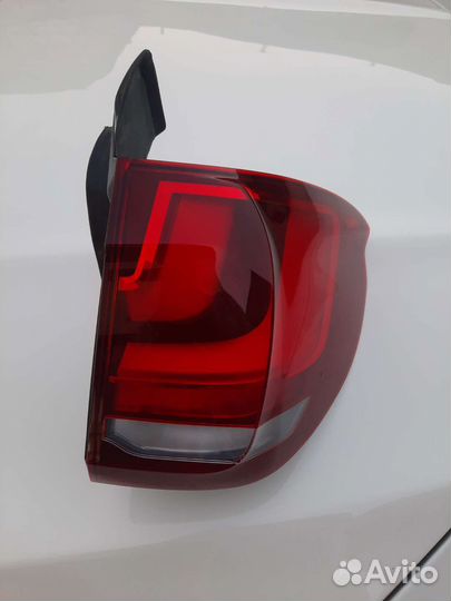 Задний правый фонарь в крыло бмв Х5 F15
