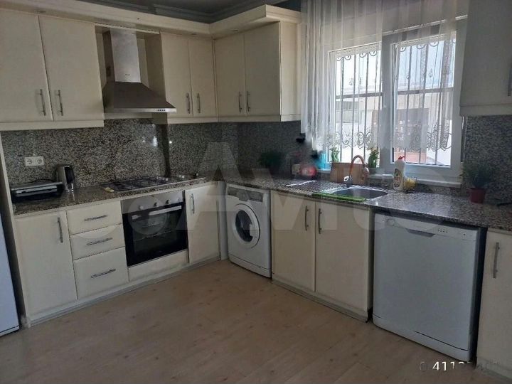 3-к. квартира, 110 м² (Турция)