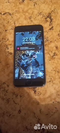 Телефон iPhone 6s