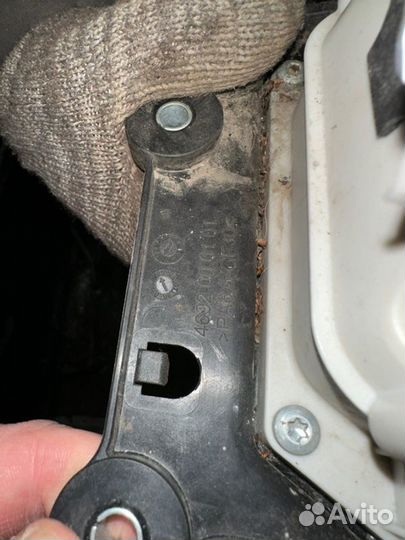 Селектор АКПП Opel Zafira B Z18XER