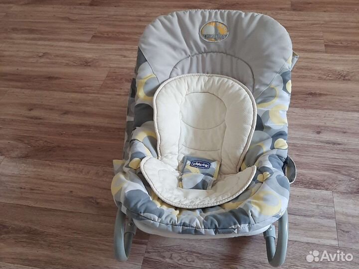 Шезлонг детский chicco