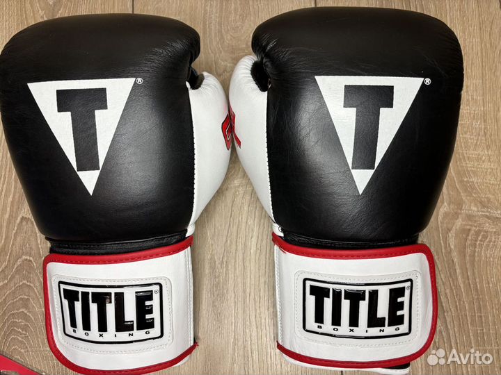 Боксерские перчатки Title Gel