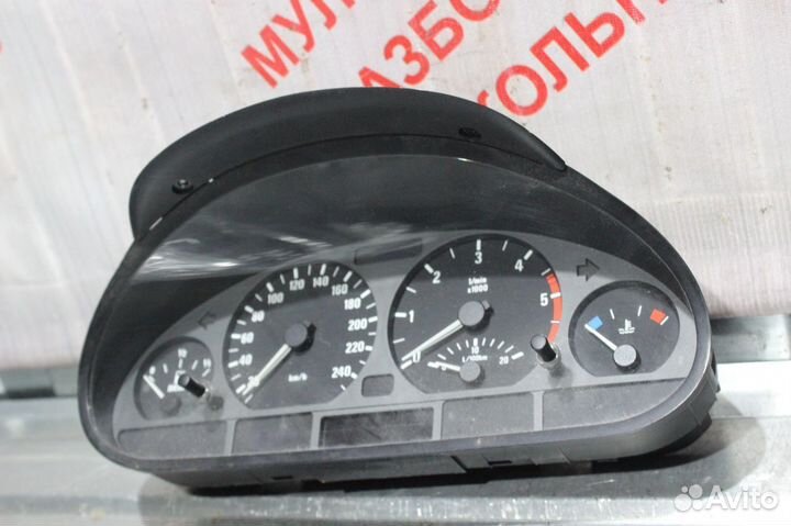 Щиток приборов приборная панель BMW 3 E 46 2.0 TDI