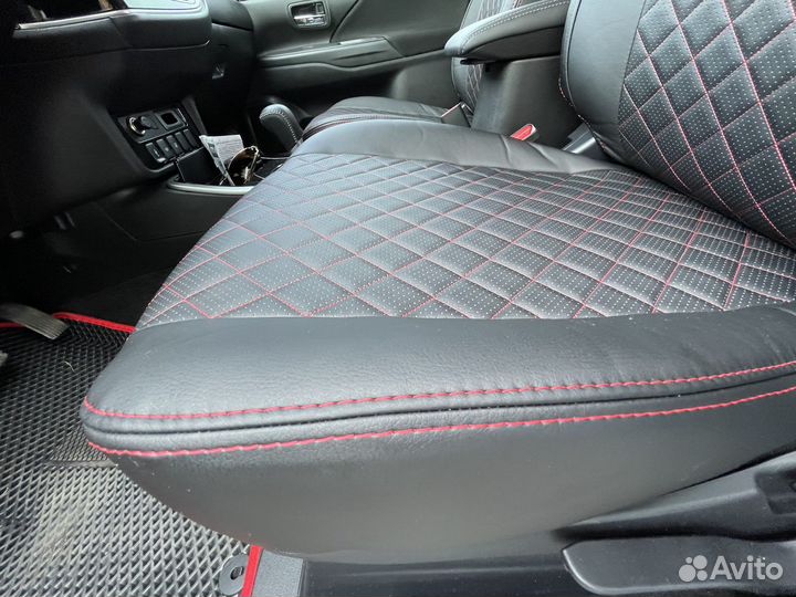 Авточехлы для Мицубиси Аутландер 3