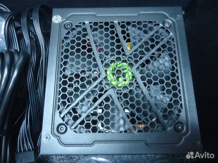 Блок питания Gamemax GX-650 Modular