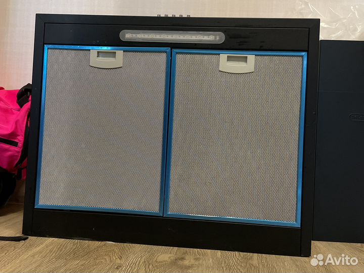 Кухонная вытяжка Delonghi KT-F61 BF