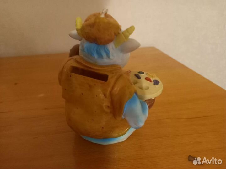 Фигурки статуэтки копилки