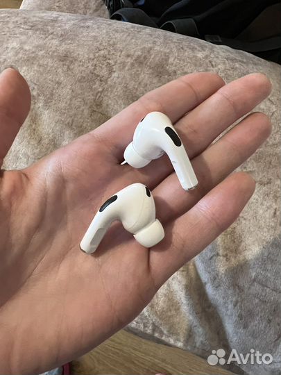 Беспроводные наушники AirPods Pro 2