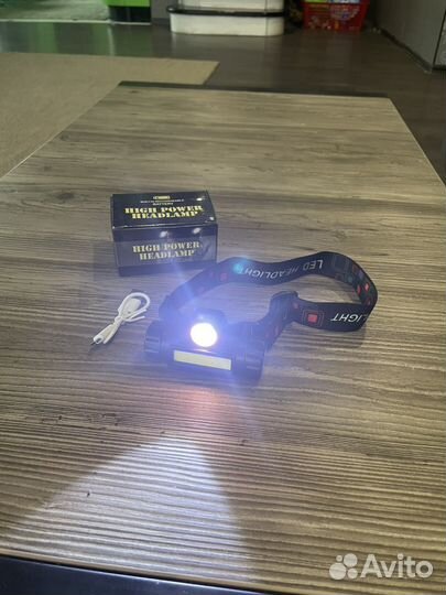 Налобный фонарь