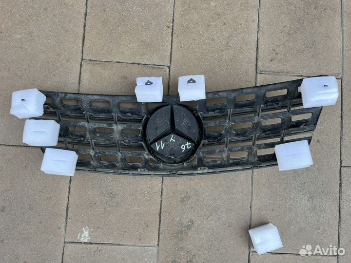 Решетка радиатора mercedes ml w164