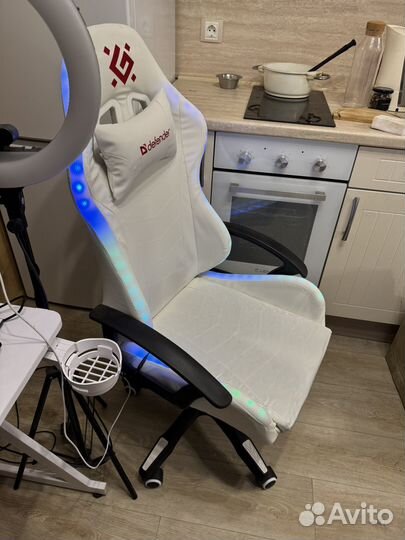 Компьютерное кресло defender