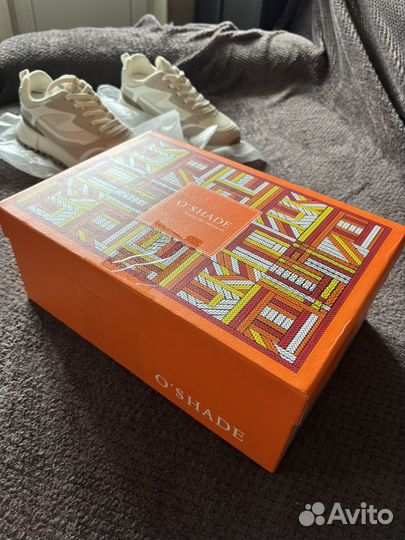 Кроссовки женские 38 размер новые