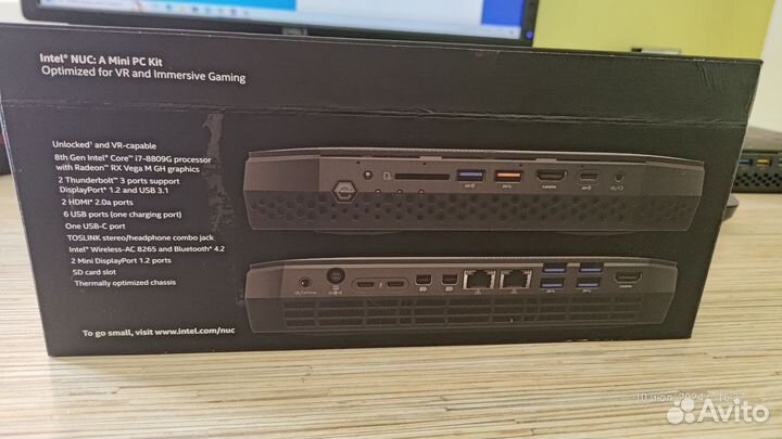 Intel NUC Hades Canyon NUC8i7HVK