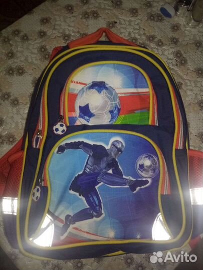 Школьный рюкзак