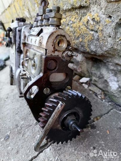 Топливный насос нт5Д4