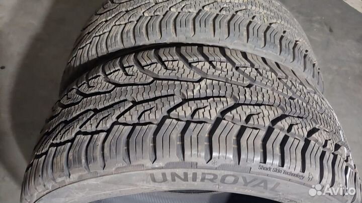 Uniroyal AllSeasonExpert 2 215/45 R16 90V