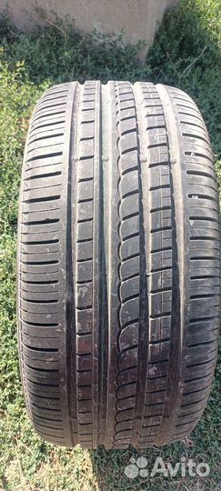 Pirelli P Zero Rosso 275/45 R19