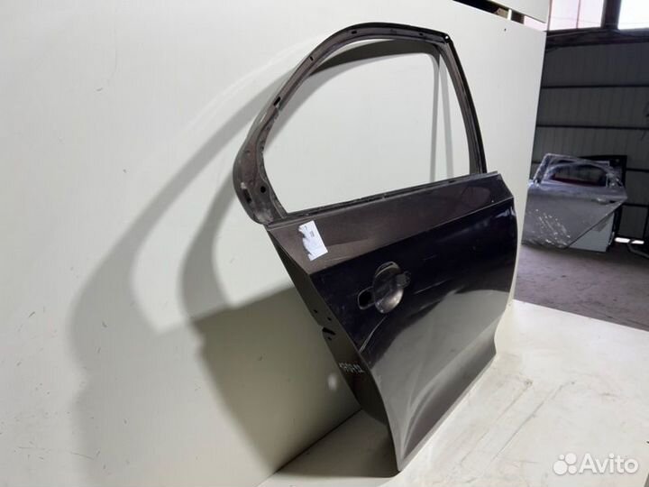 Дверь боковая задняя правая Volkswagen Polo 6