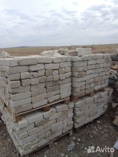 Кирпич облицовочный белый